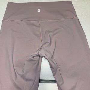 Lululemon yoga pants